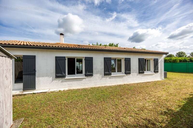 Maison à VILLENAVE-D'ORNON