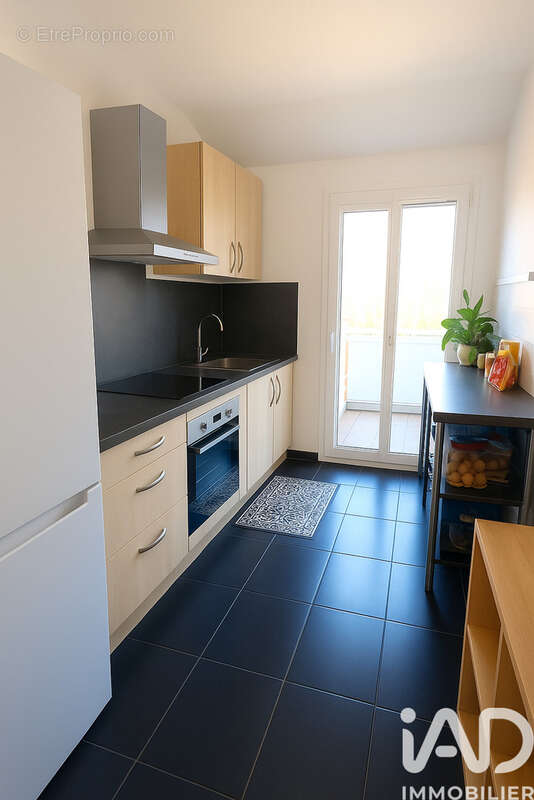 Photo 2 - Appartement à MARSEILLE-9E