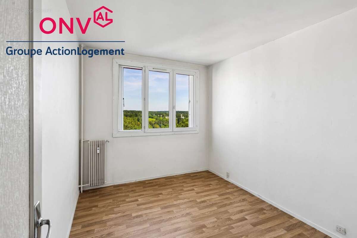Appartement à CORBEIL-ESSONNES