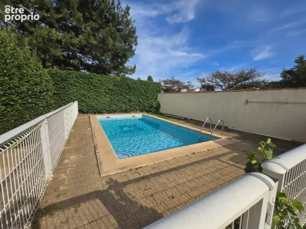 Maison familiale 127 m² avec piscine & grand terrain à Fos-sur-Mer – 4 Ch, Garage & Véranda - photo 2