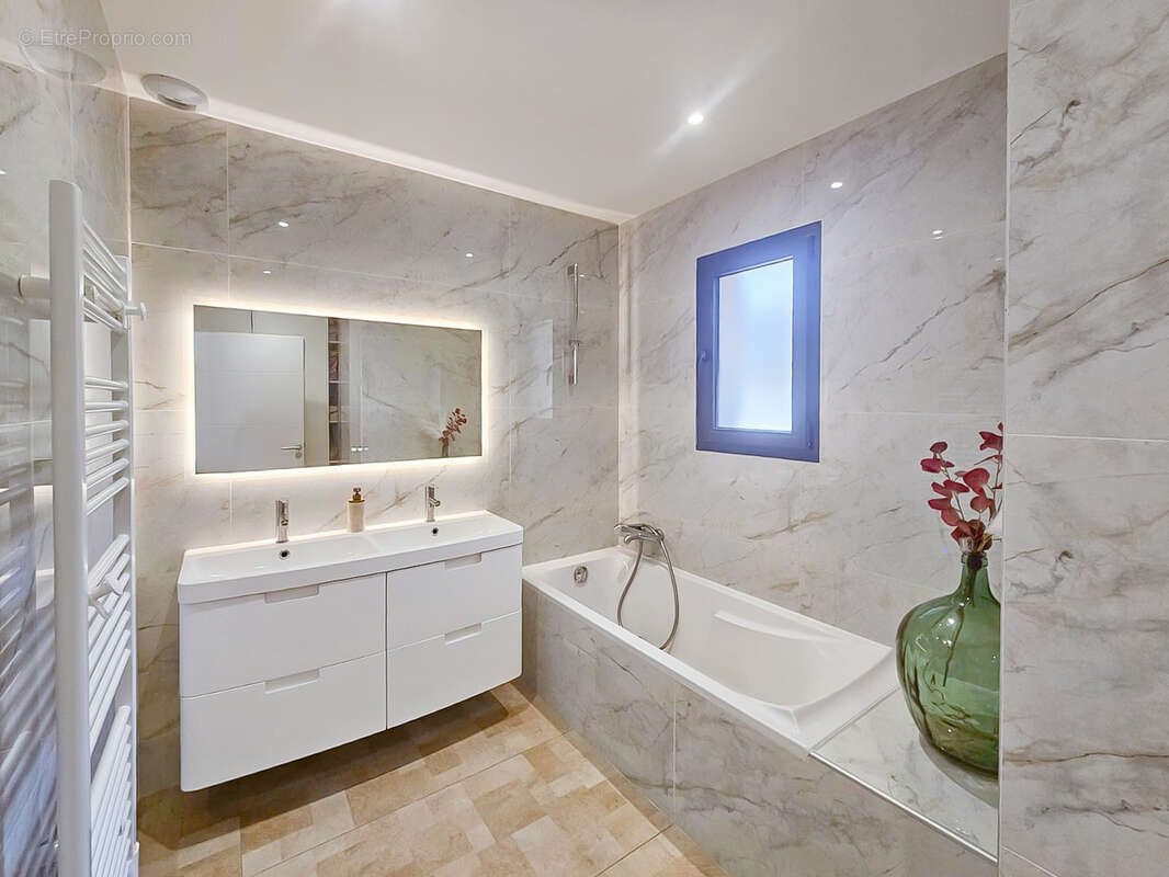 Maison à SAINT-VALLIER