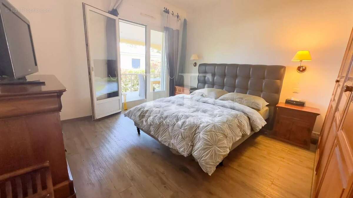 Maison à LES ADRETS-DE-L'ESTEREL