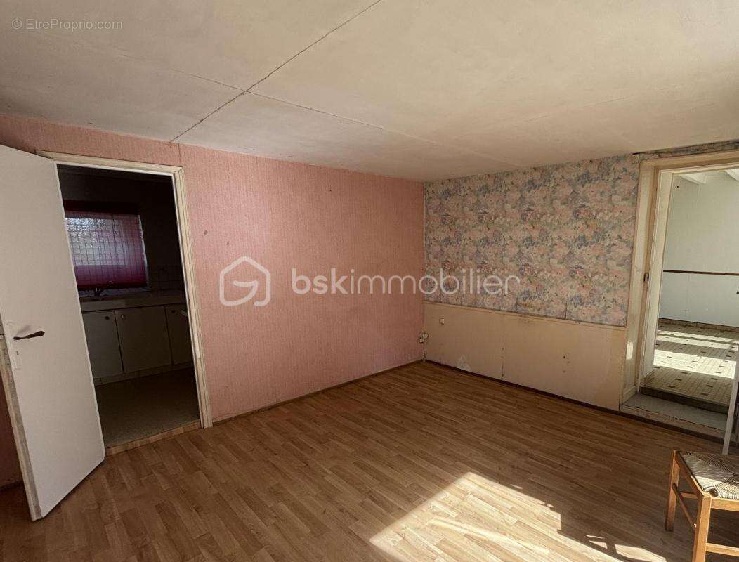 Maison à MAUZE-SUR-LE-MIGNON