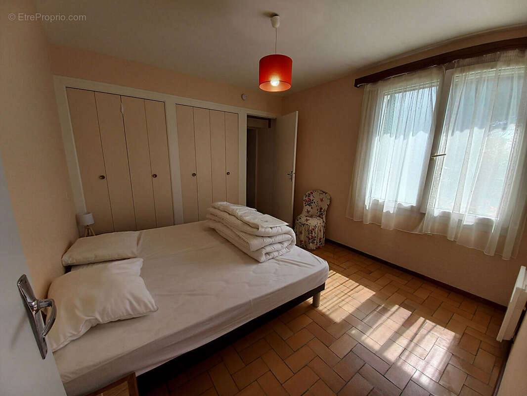 Maison à LA BREE-LES-BAINS