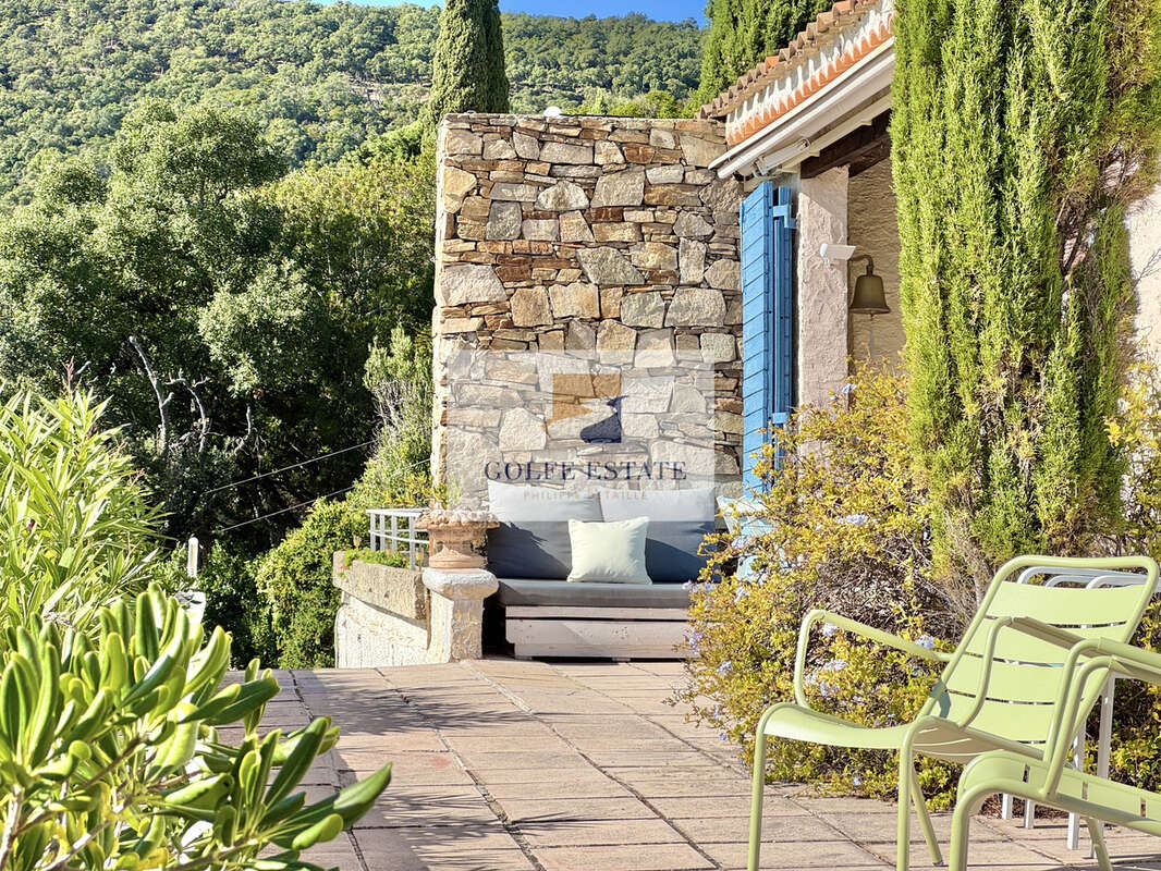 Vue mer panoramique, maison mitoyenne avec 4 chambres - photo 6