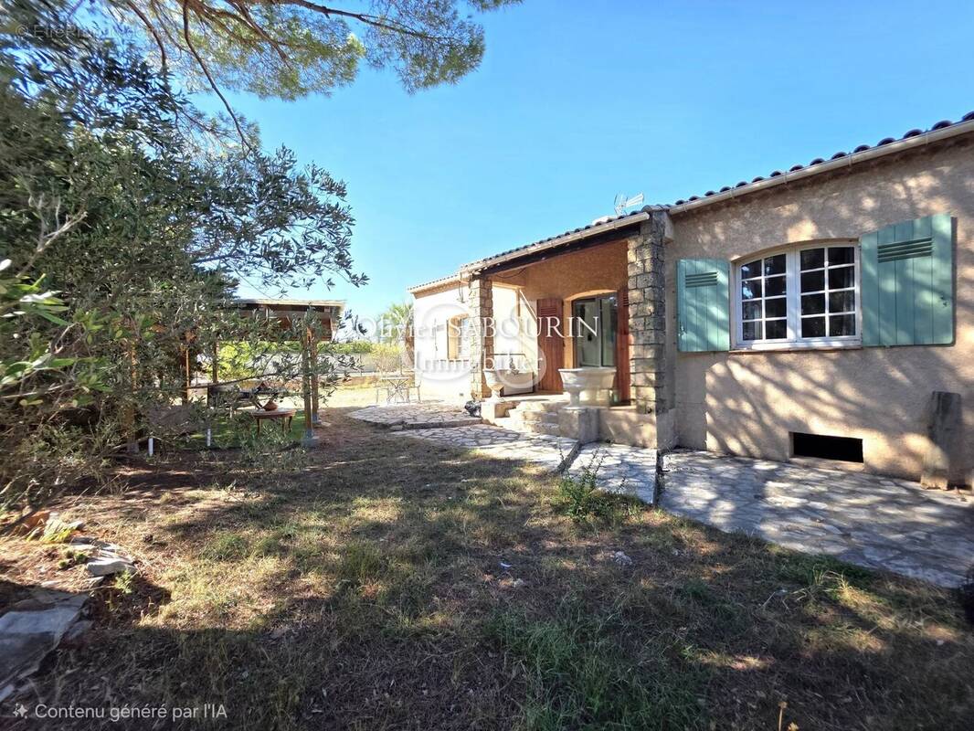 Maison à PUGET-SUR-ARGENS