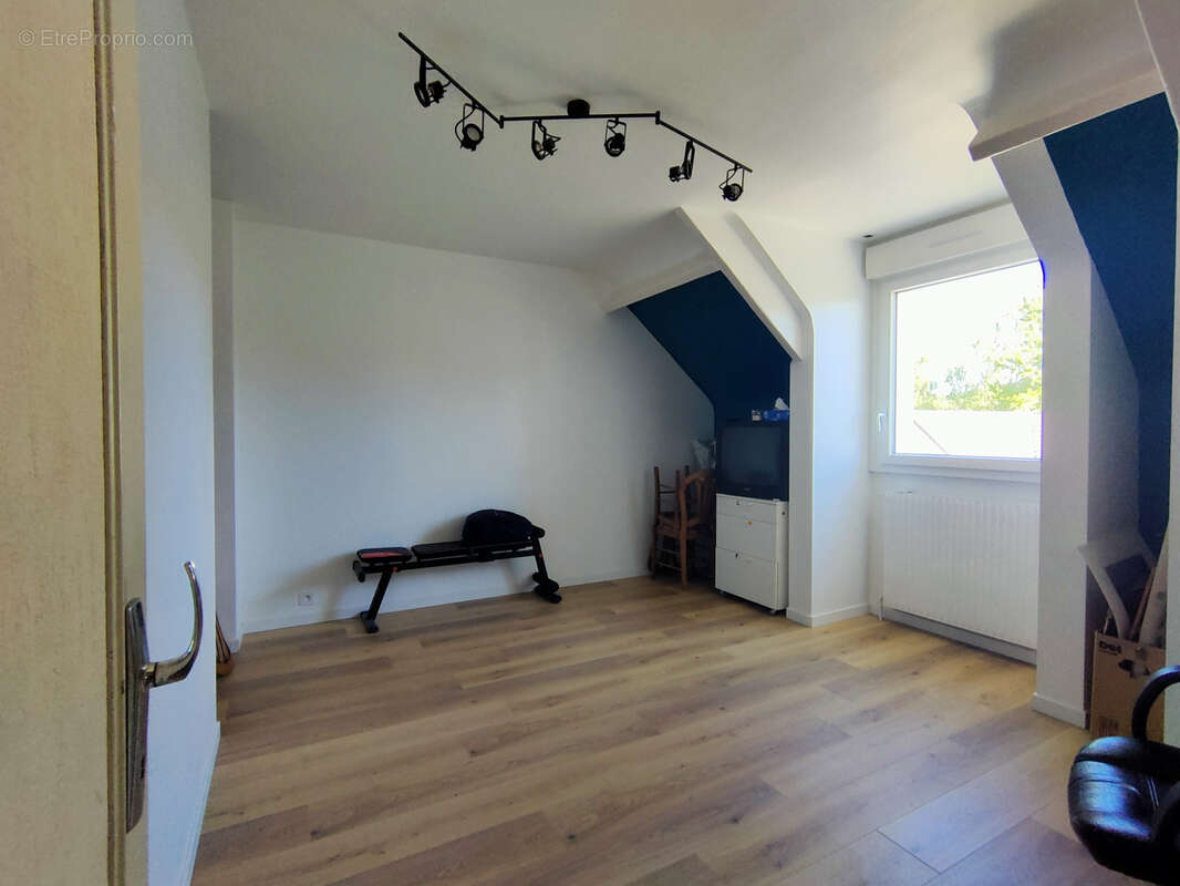 Maison à LIMOURS