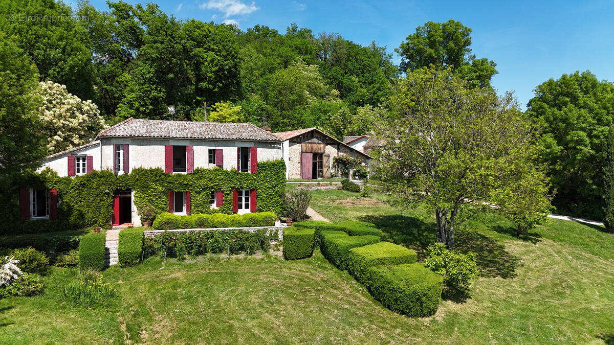 Maison à CASTELMORON-SUR-LOT