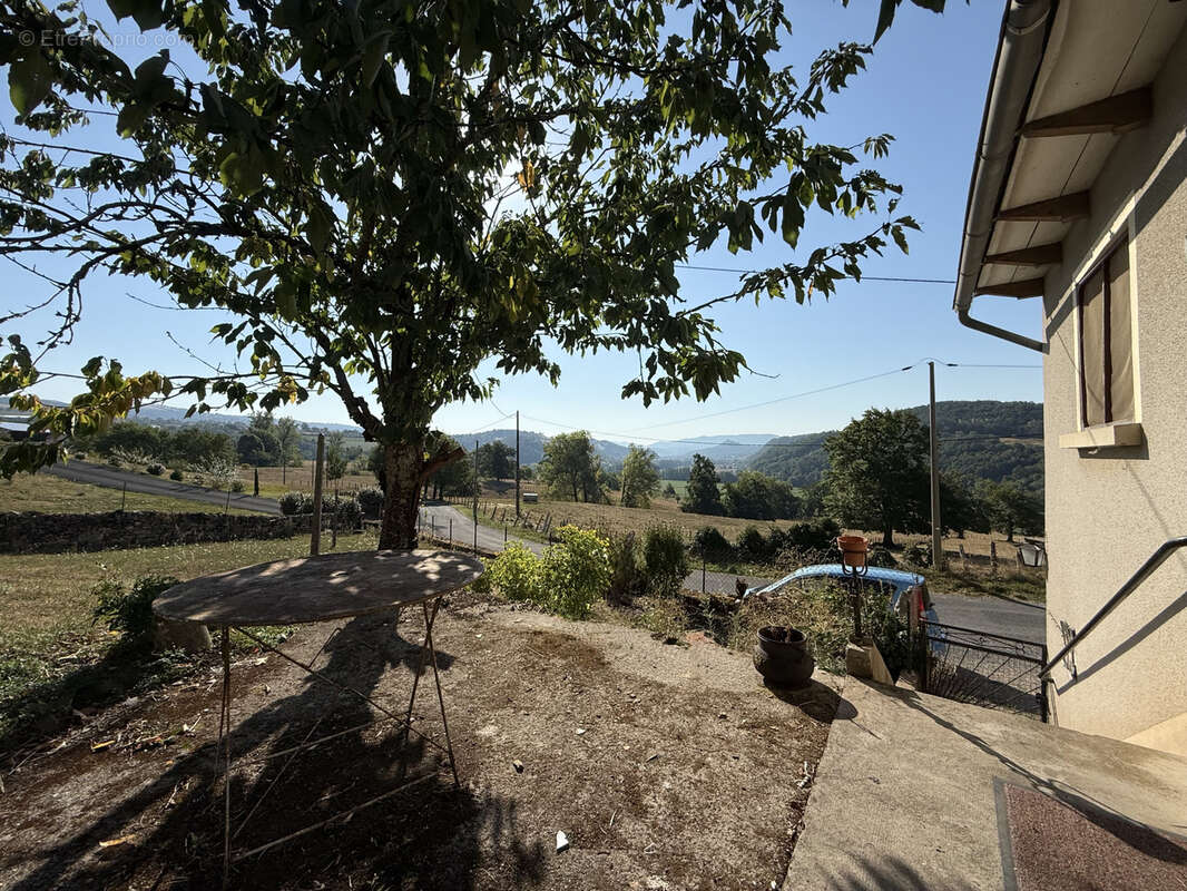 Grange en pierre à rénover - photo 3