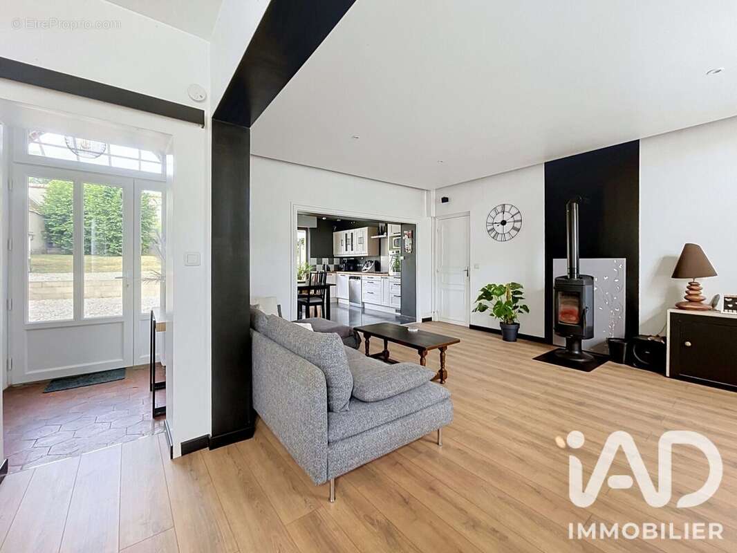 Maison 150 m² à Villemeux-Sur-Eure  - photo 6