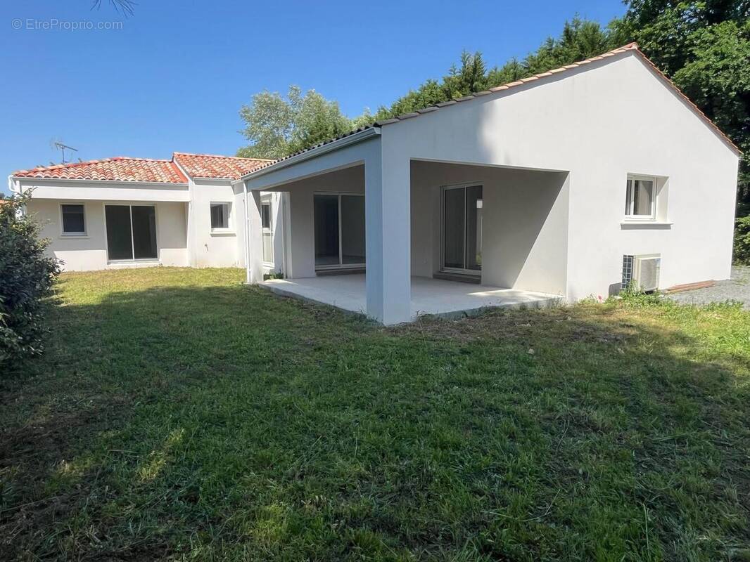 Photo 1 - Maison à SAINT-GERVAIS