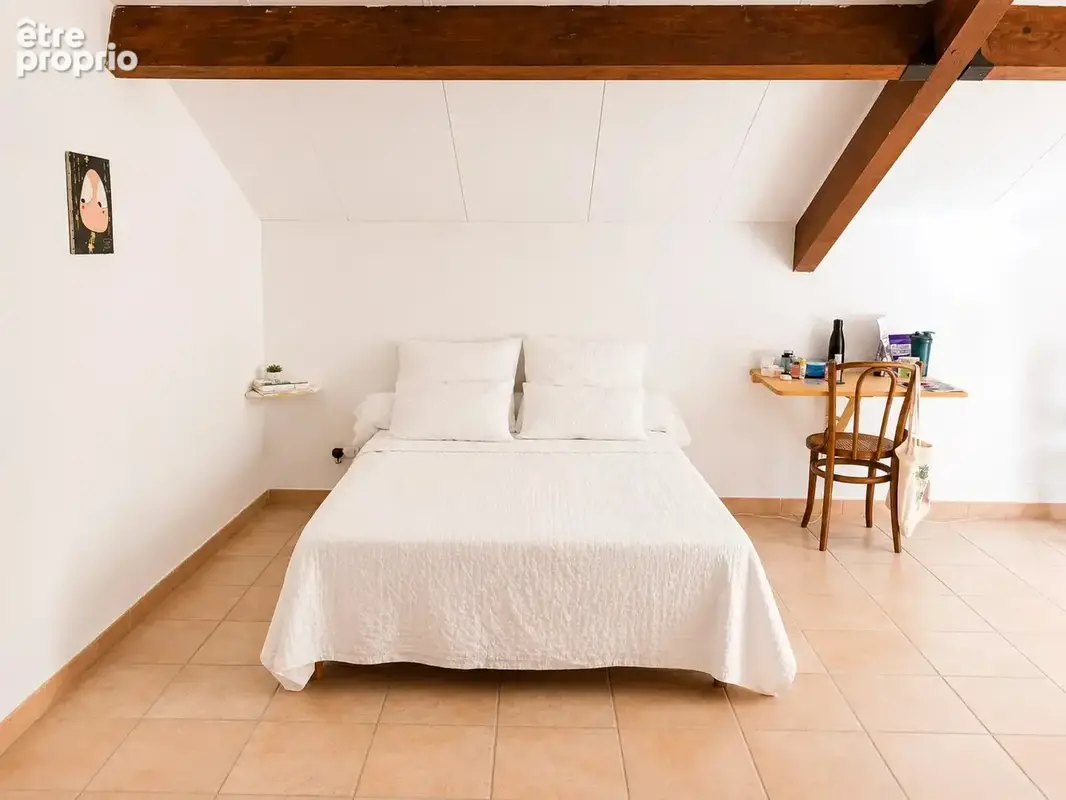SAINT-FLORENT / Villa 6 pièces avec grand jardin arboré et piscine - photo 9