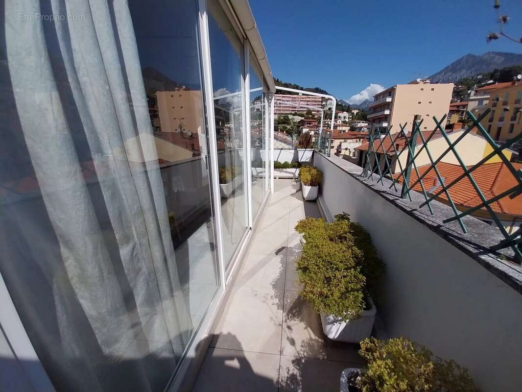 Appartement à MENTON