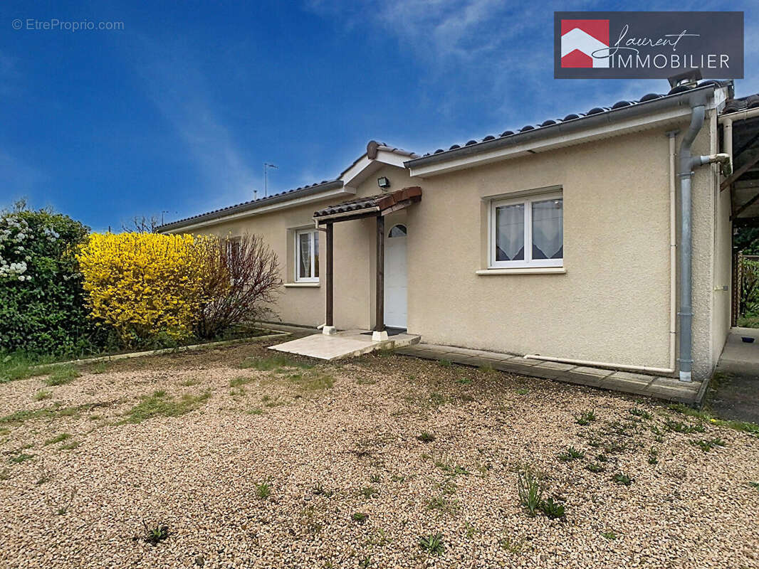 Maison à PONT-DE-VAUX