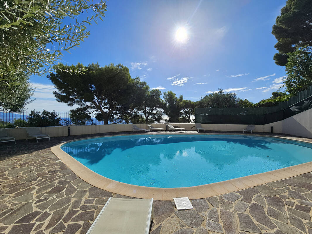 Appartement à CAP-D'AIL