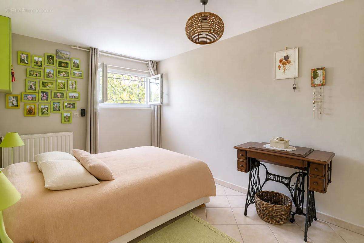 Appartement de 4 pièces de 88 m² situé à Fosses - photo 14