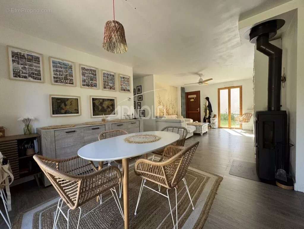 Maison à HERIC