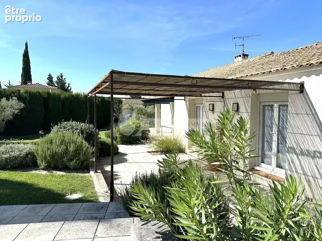 Photo Maison à Fontvieille au prix de 839 000€