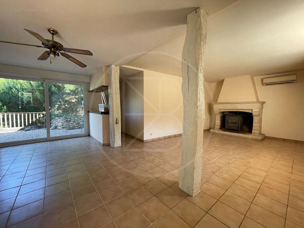 Maison à SAUVETERRE-DE-GUYENNE