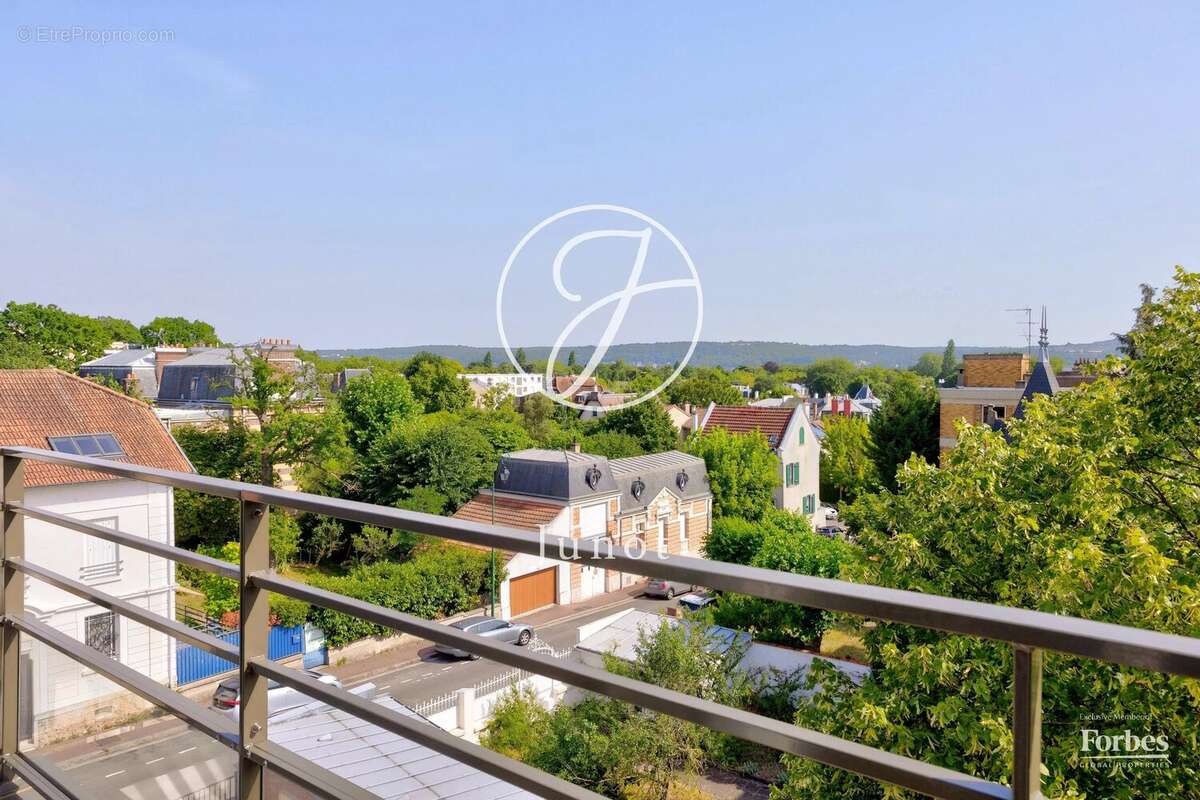 Appartement à LE VESINET