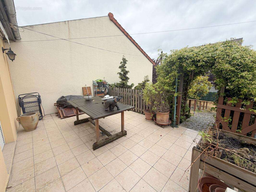 Maison à DRANCY