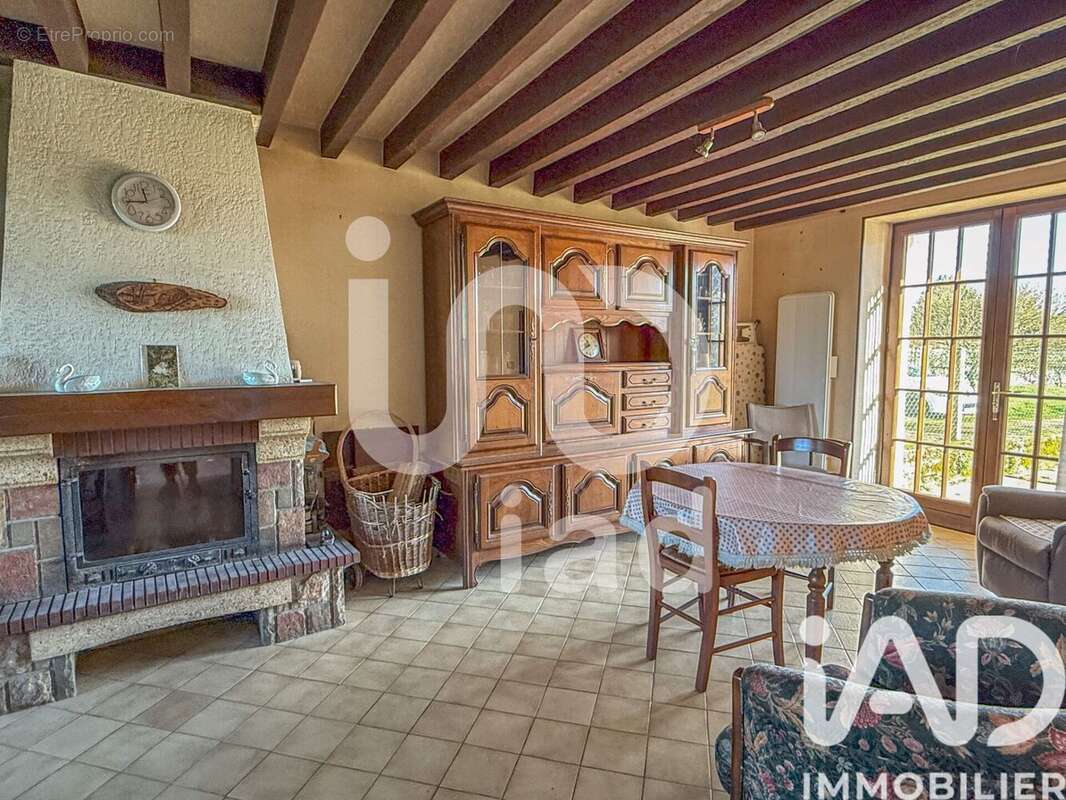 Photo 3 - Maison à DOUE