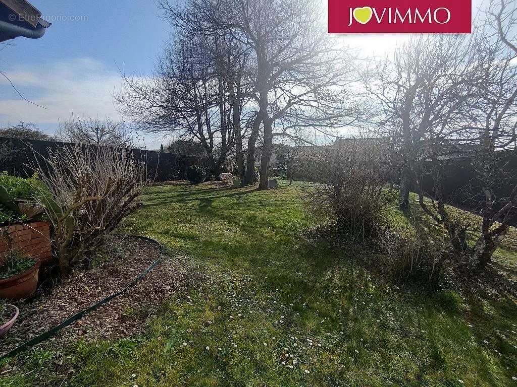 Maison à FONTAINE-LE-COMTE