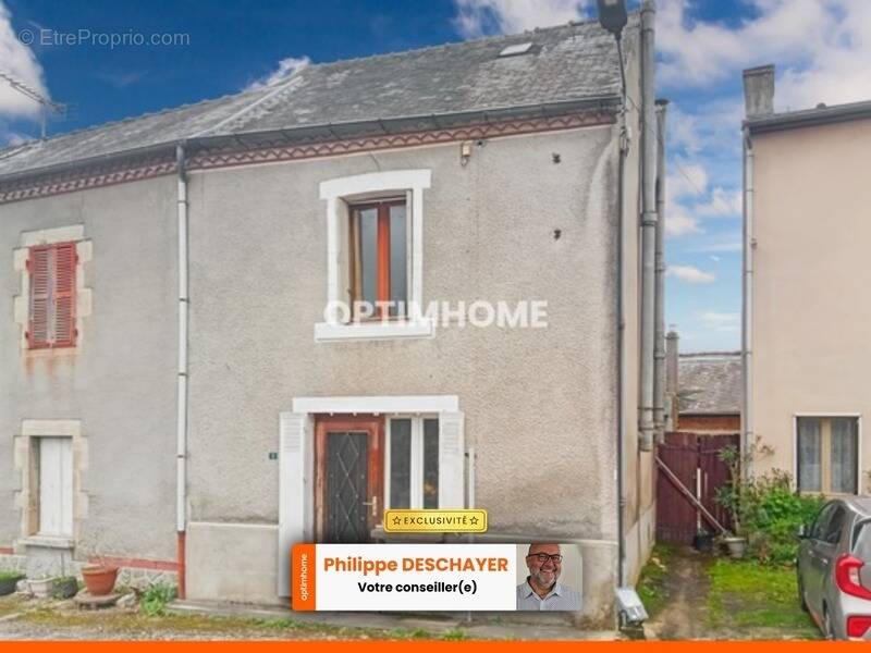 Maison à SAINT-HILAIRE-LA-TREILLE