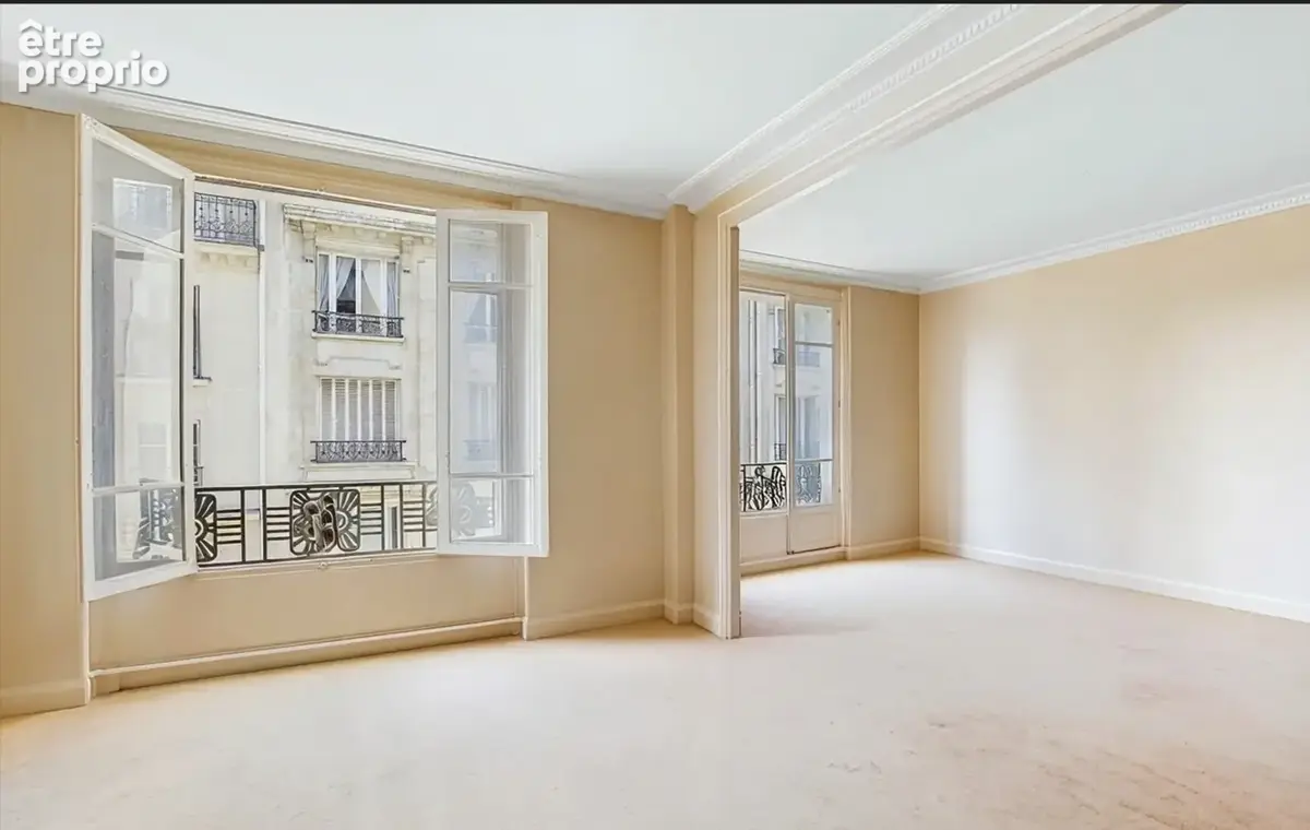 Appartement à PARIS-16E