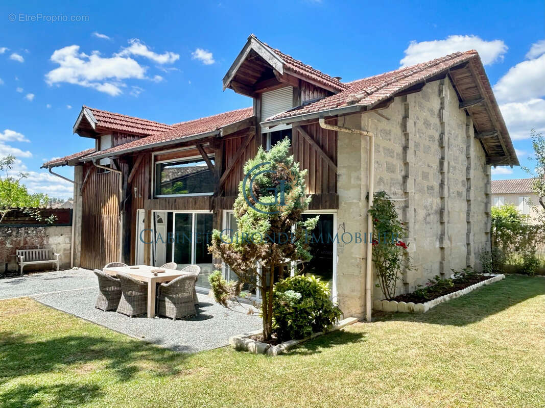 Maison à LANDIRAS