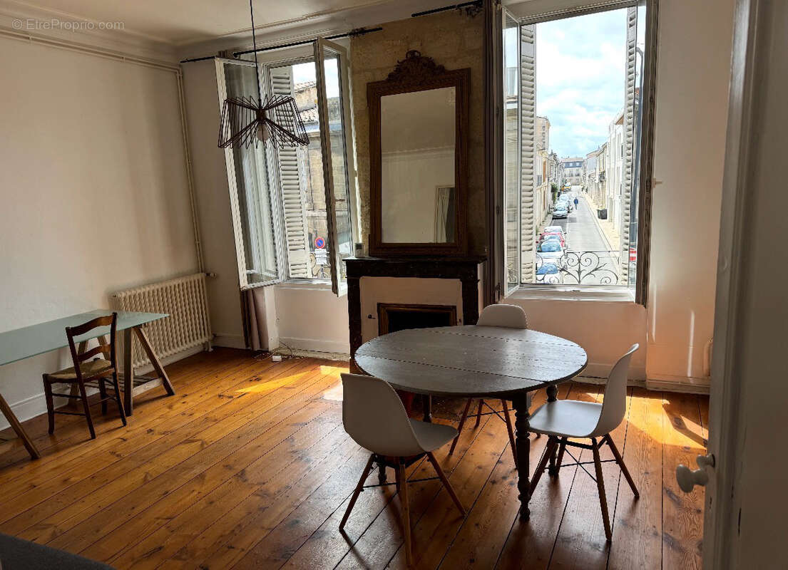 Appartement à BORDEAUX