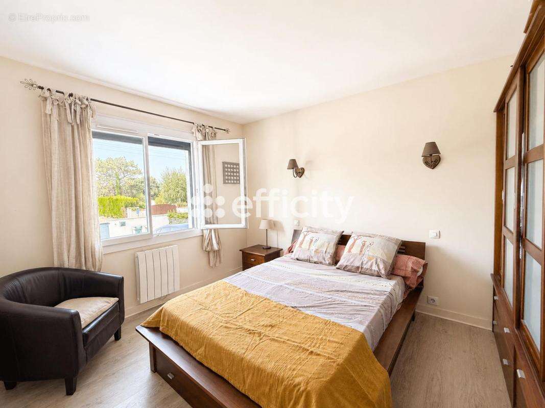 Maison 155 m² à Saint-Augustin  - photo 8