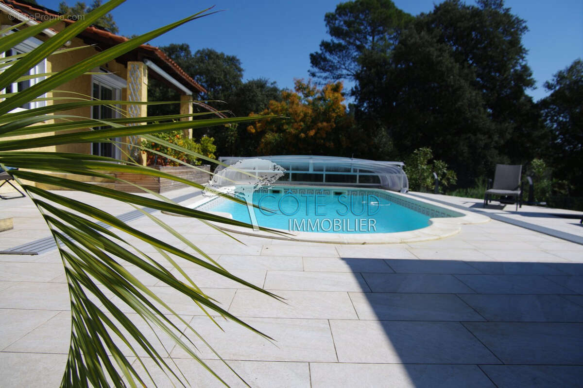 Maison à LORGUES