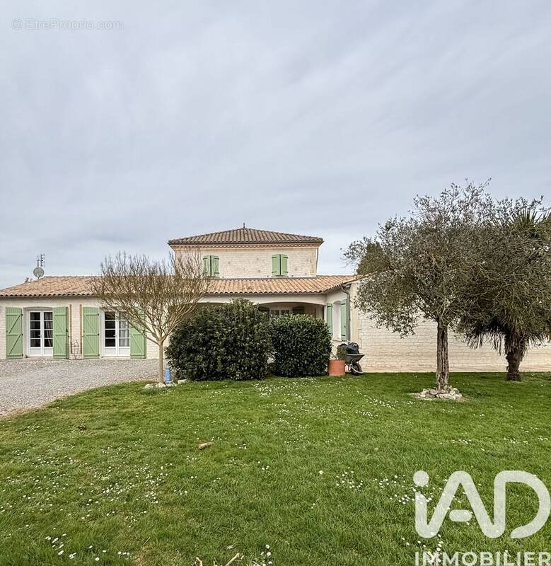Photo 1 - Maison à JONZAC
