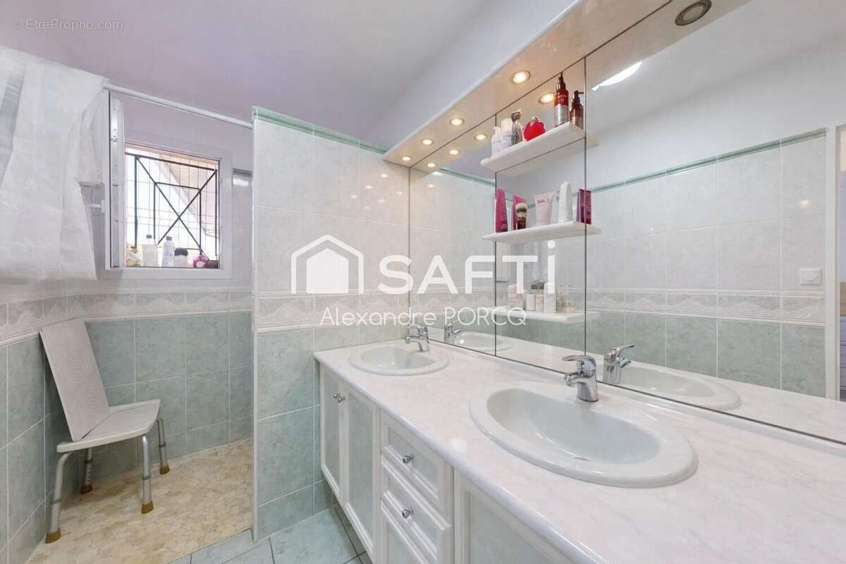 Photo 9 - Maison à SAINT-DENIS-DE-PILE