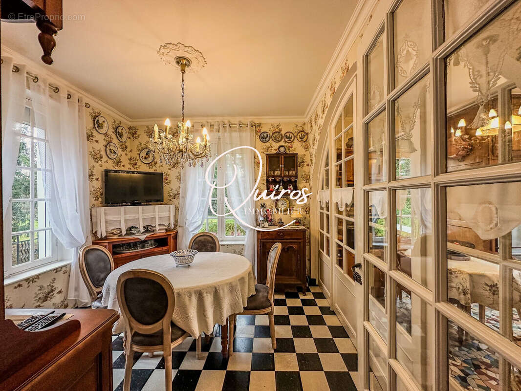 Maison à ANET
