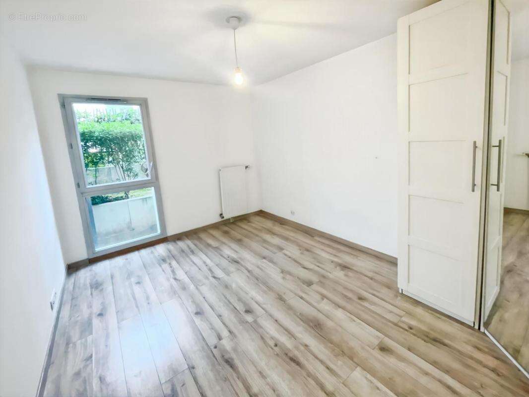 Appartement à ATHIS-MONS