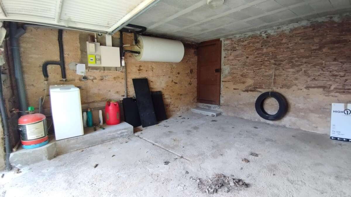 Maison à CLAIRVAUX-D'AVEYRON