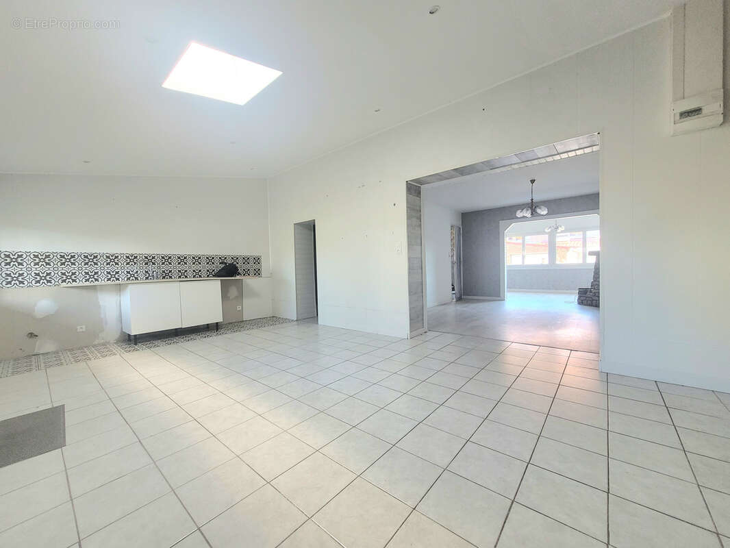 Maison à VENDIN-LE-VIEIL