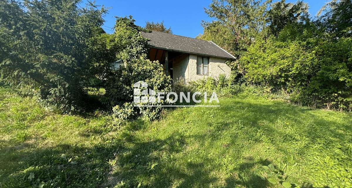 Maison de caractère de 186m2 et son terrain de 810m2 à Chambéry - photo 11