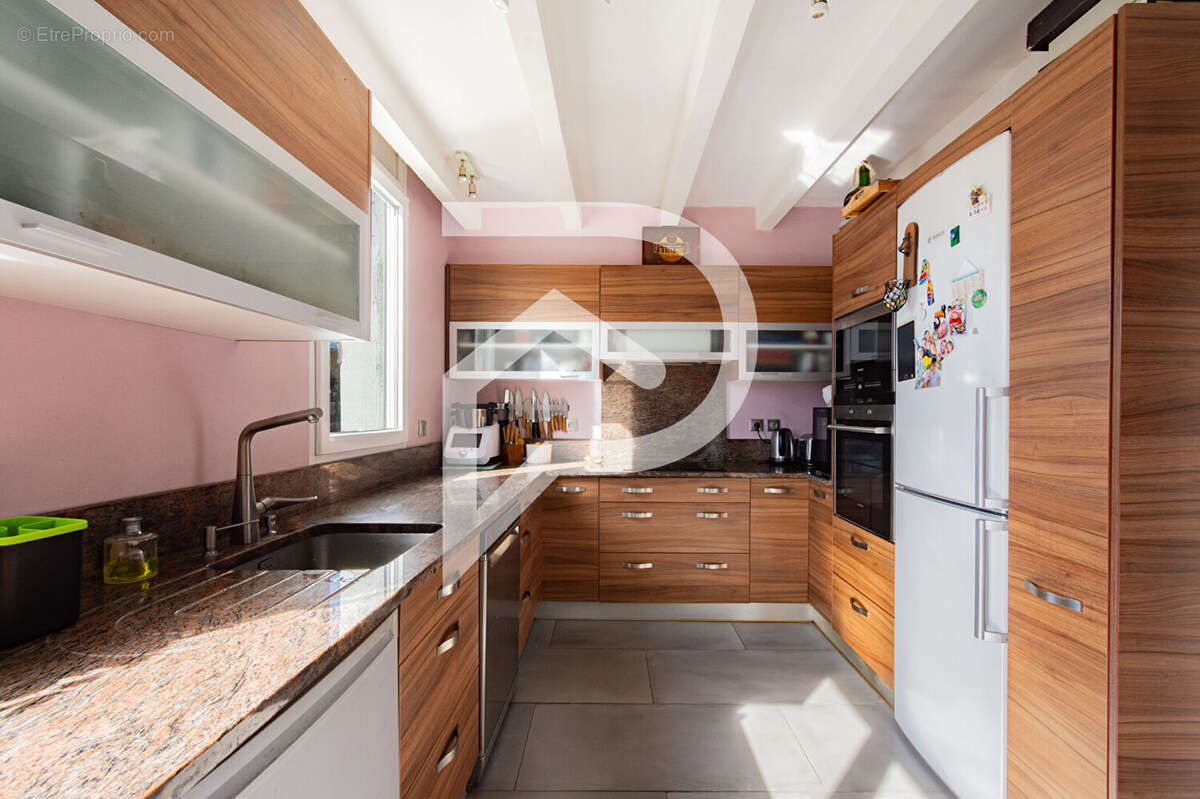 Maison à MARSEILLE-4E