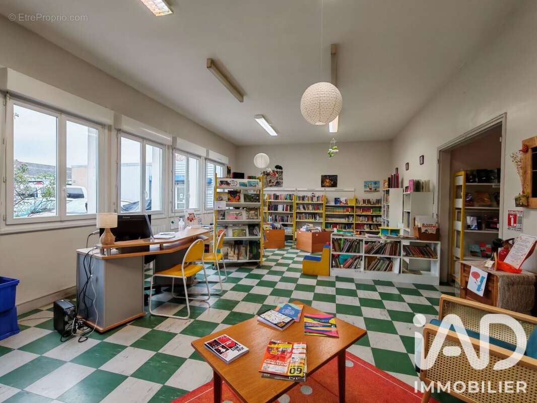 Appartement 163 m² à Lizio  - photo 3
