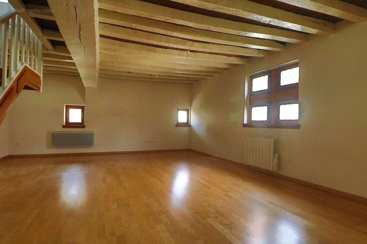 Appartement à SEURRE