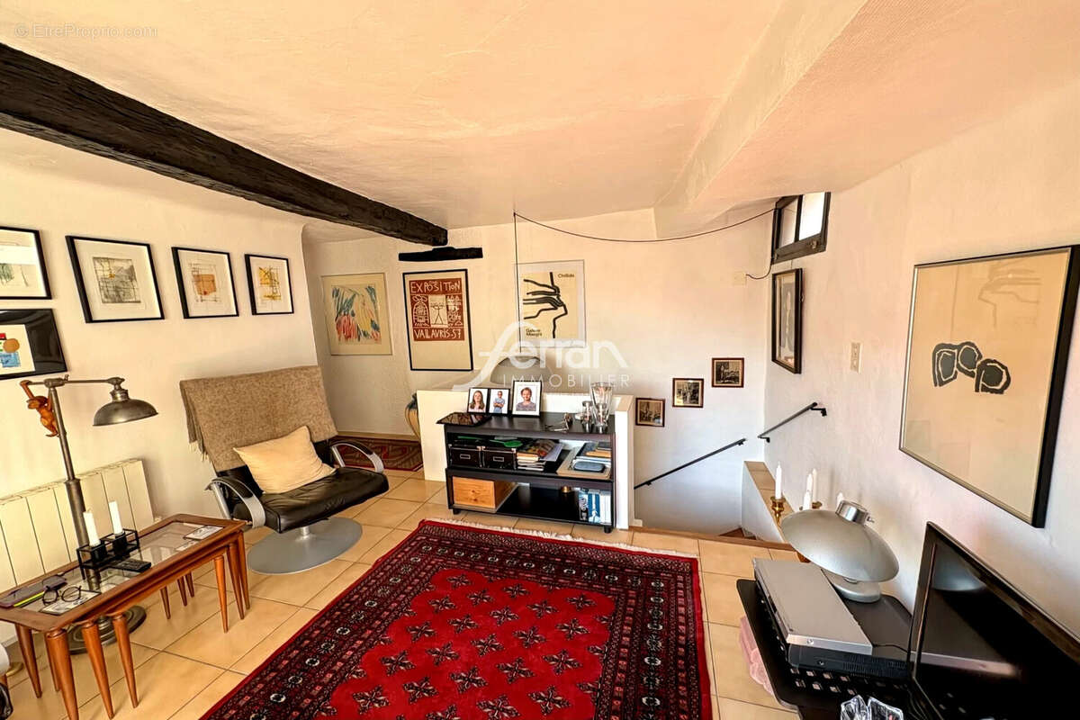 Appartement à BARGEMON