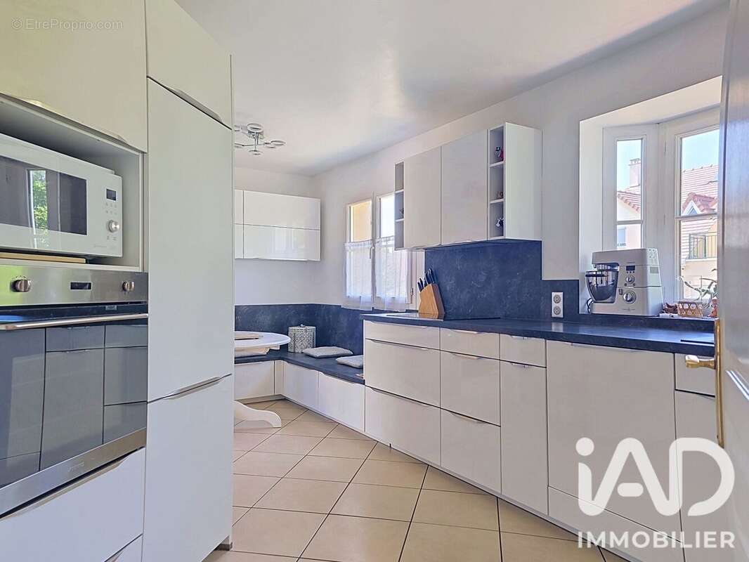 Maison 182 m² à Longjumeau  - photo 6
