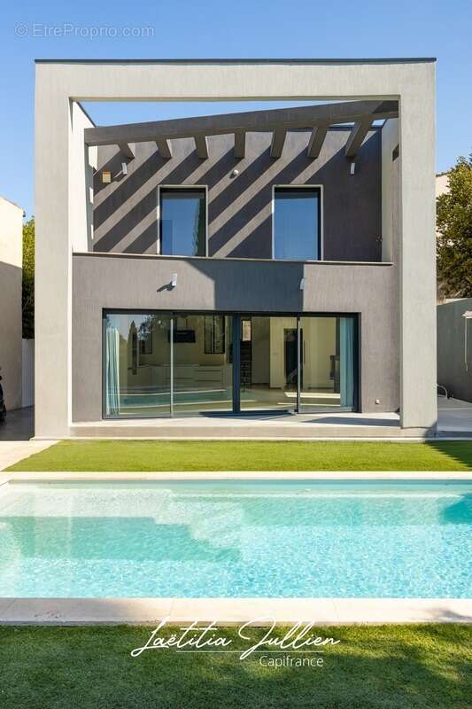 Maison à MARSEILLE-11E