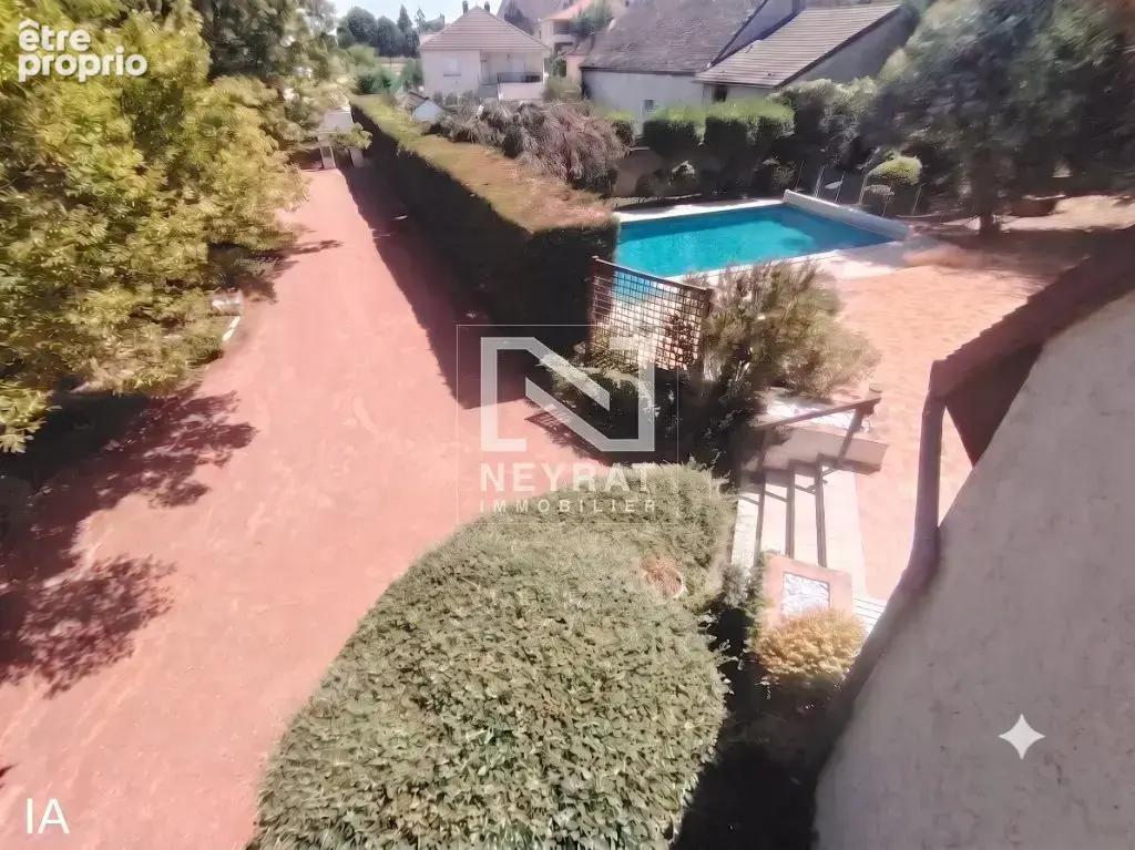 Maison 228 m² à Saint-Marcel  - photo 3