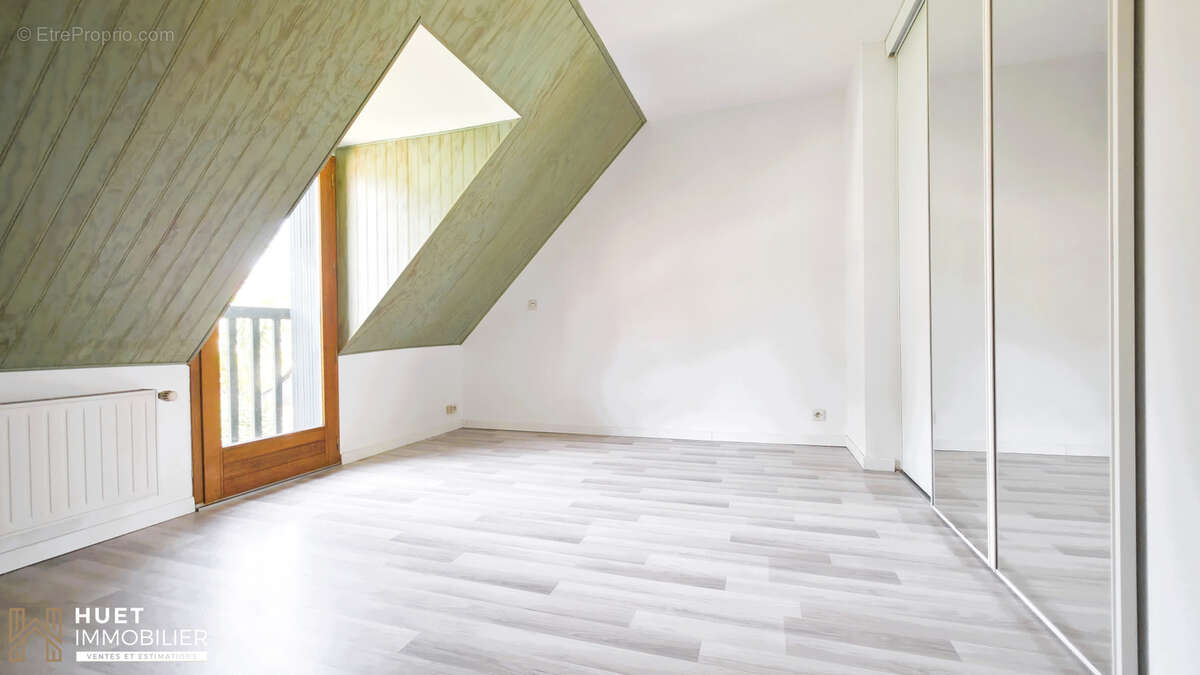 Maison de type 6 sur terrain de 486 m2 - photo 11