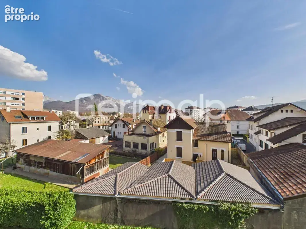 Vente - Appartement - 4 pièces + cuisine - 78 m² - 380 000 € - - photo 7