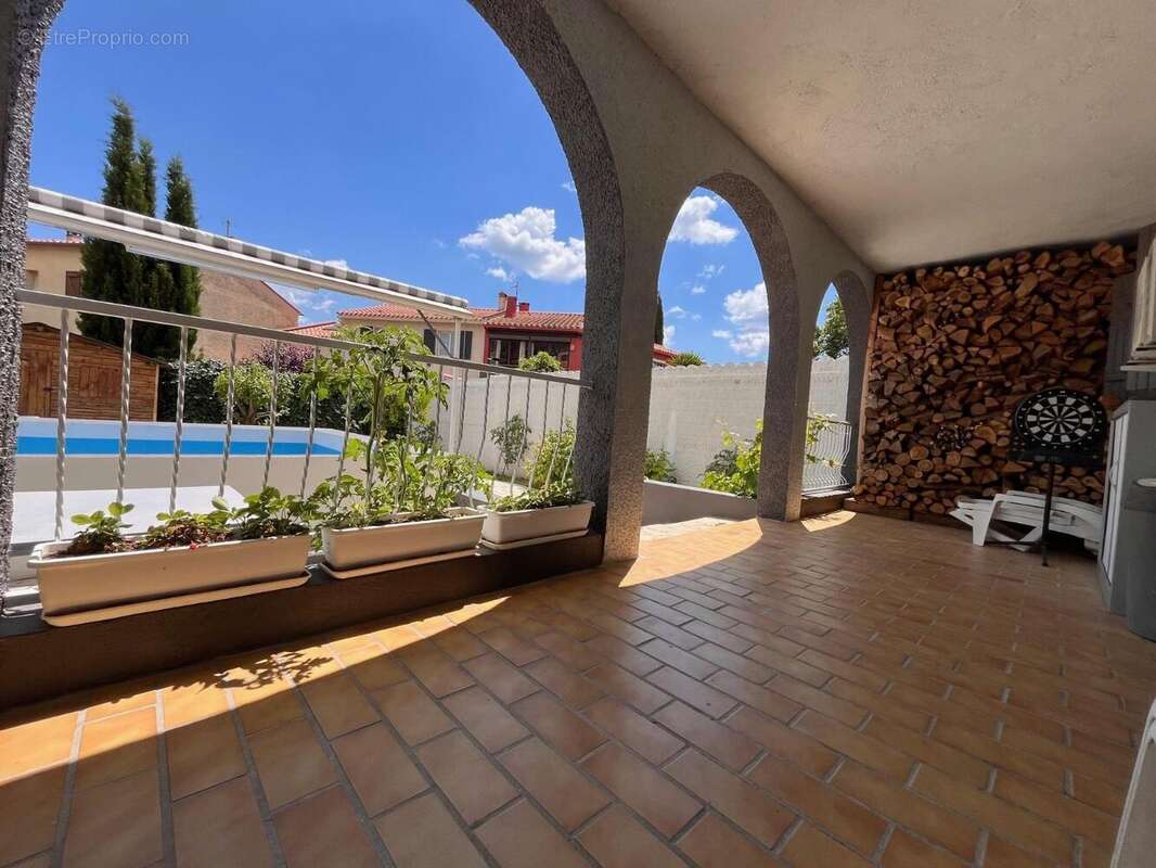   - Maison à TOULOUGES